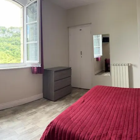 Du Lion D'or فندق