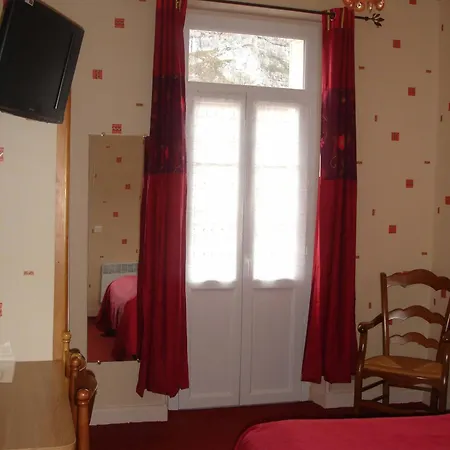 Hotell Du Lion D'or 2*